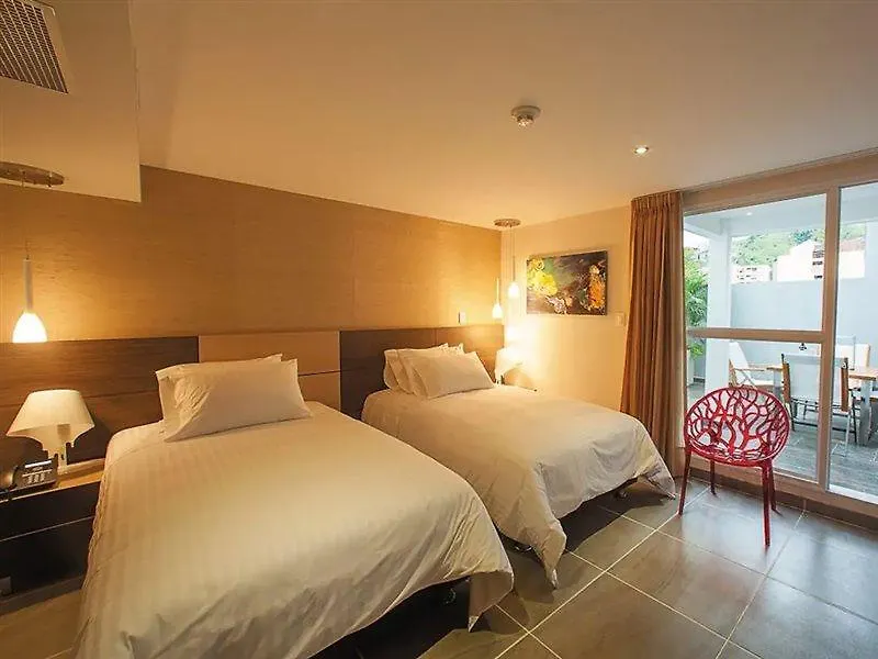 Haus Hotel Cali 4*,  Colombia